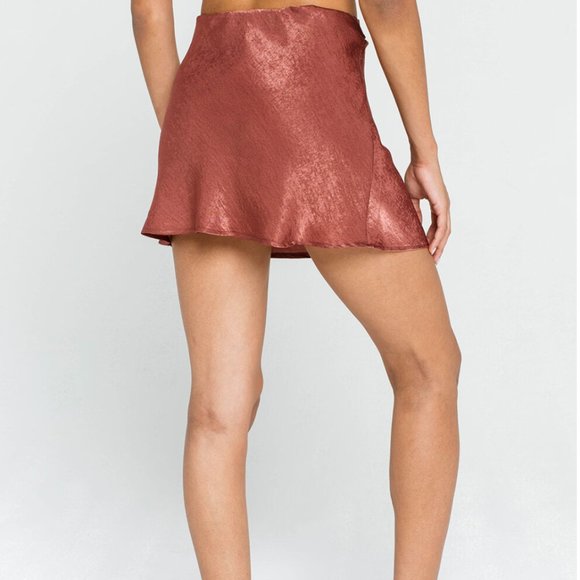 West of Melrose 'Smooth It Over' Satin Mini Skirt - Picture 2 of 5